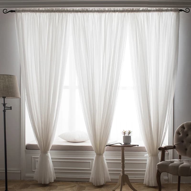 Zasłony na okno sypialni Tulle